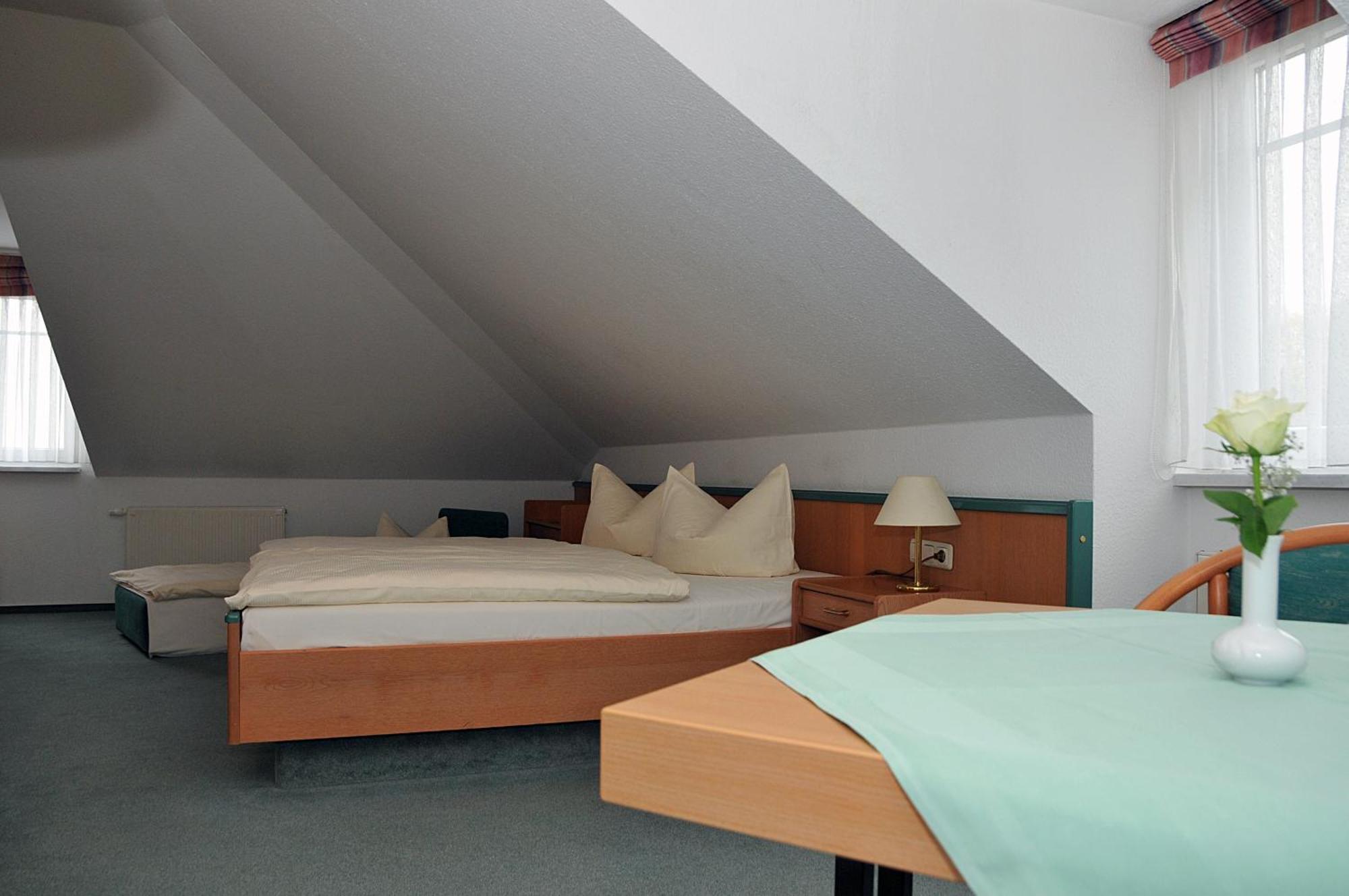 Hotel Friesen Werdau Zewnętrze zdjęcie