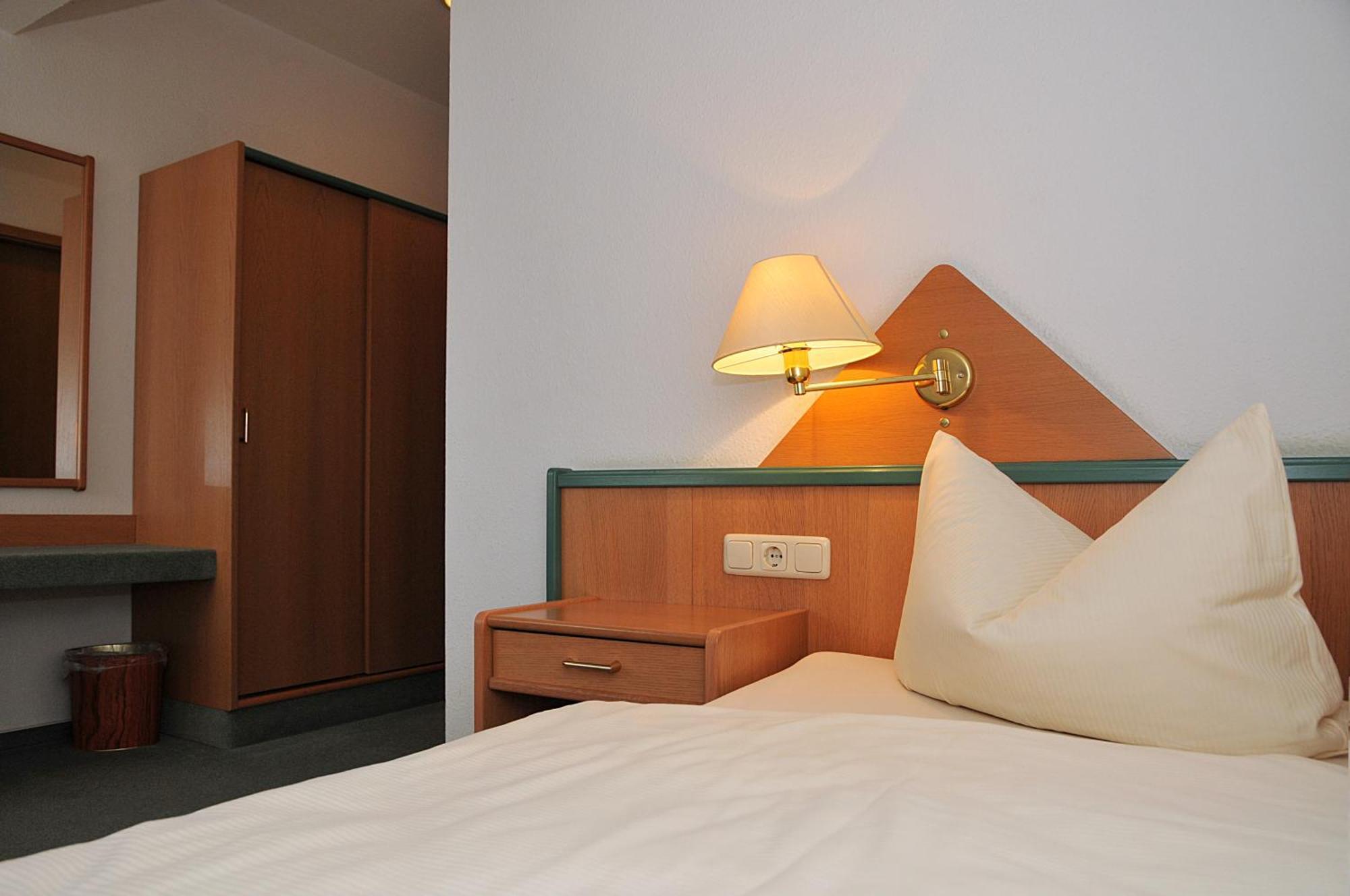 Hotel Friesen Werdau Zewnętrze zdjęcie