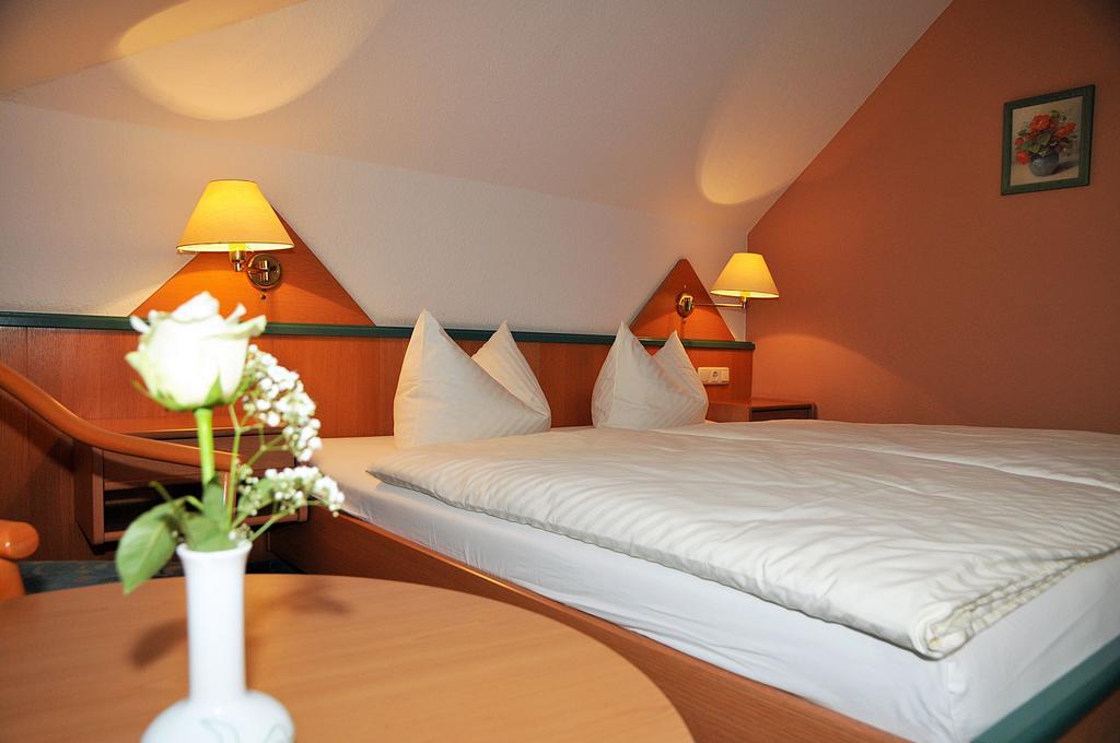 Hotel Friesen Werdau Zewnętrze zdjęcie