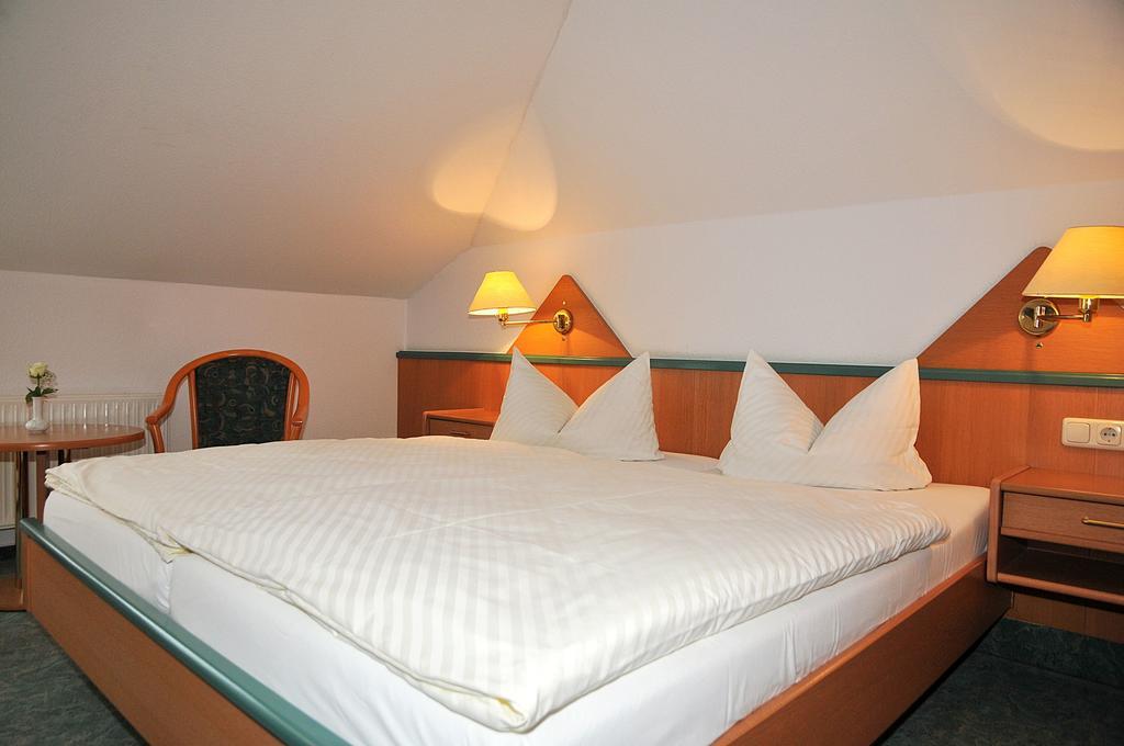 Hotel Friesen Werdau Zewnętrze zdjęcie
